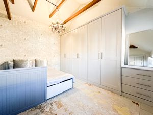 Photo 17- click for photo gallery